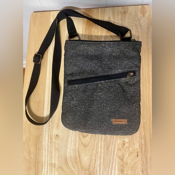 Eddie Bauer Nylon Crossbody Bag Black & Gray - Picture 1 of 6